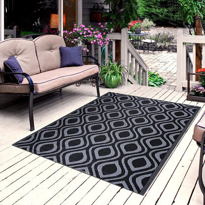 Playa Outdoor Rug - Crease-Free Recycled Plastic Floor Mat for Patio, Camping, Beach, Balcony, Porch, Deck - Weather, Water, Stain, Lightweight, Fade and UV Resistant - Venice- Black & Gray