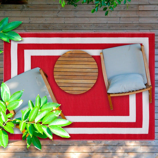 Playa Outdoor Rug - Crease-Free Recycled Plastic Floor Mat for Patio, Camping, Beach, Balcony, Porch, Deck - Weather, Water, Stain, Lightweight, Fade and UV Resistant - Paris- Red & White