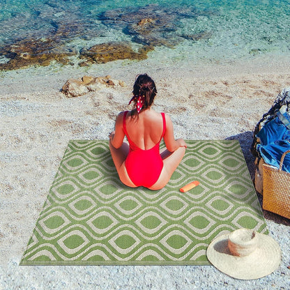 Playa Outdoor Rug - Crease-Free Recycled Plastic Floor Mat for Patio, Camping, Beach, Balcony, Porch, Deck - Weather, Water, Stain, Lightweight, Fade and UV Resistant - Venice- Green & Creme