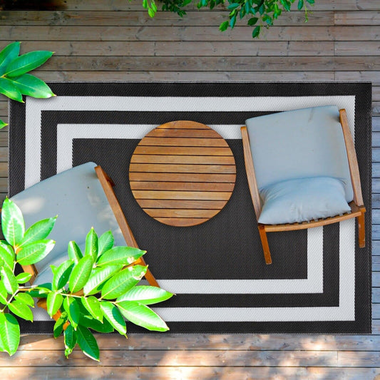 Playa Outdoor Rug - Crease-Free Recycled Plastic Floor Mat for Patio, Camping, Beach, Balcony, Porch, Deck - Weather, Water, Stain, Lightweight, Fade and UV Resistant - Paris- Black & White