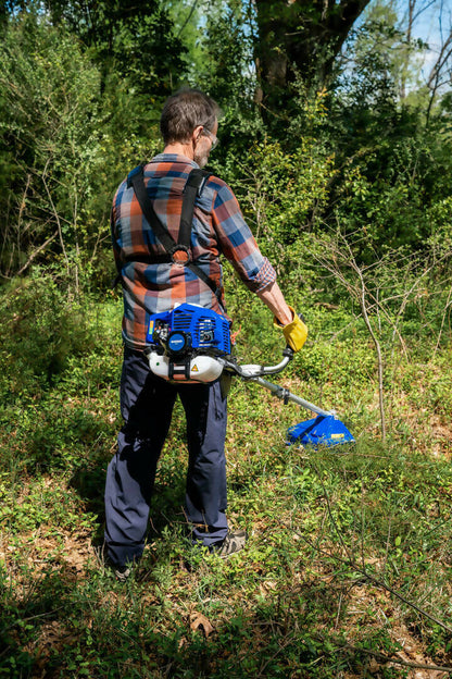 Wild Badger Power Gas 52cc 2-Cycle 2-in-1 String Trimmer and Brush Cutter Blade